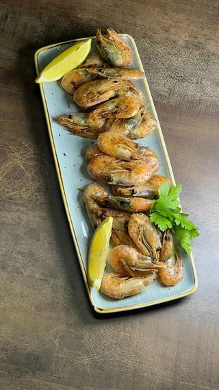 Жареные креветки (260г)