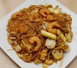 249. Massa de Arroz com Gambas