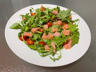 Руккола с семгой (200г)