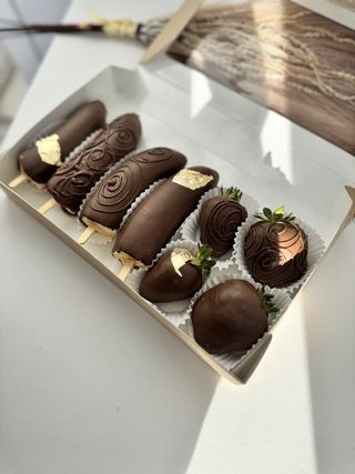 Клубника и бананы в шоколаде №3 (440г)
