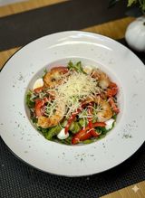 Руккола с креветками (220г)