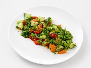 Салат свежий (320г)