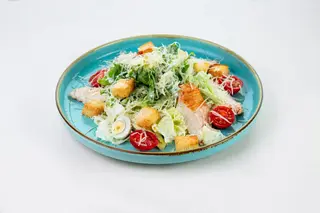 Салат Цезарь с курицей(200г)