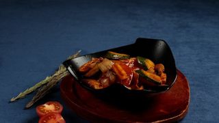 Курица с овощами  (400г)