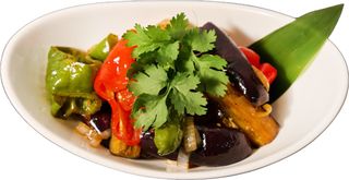 Баклажаны и перец полугорький на пару (250г)