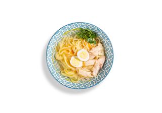 Суп лапша из курицы (550г)