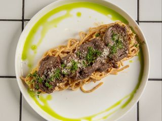 Спагетти с говяжьей вырезкой (235г)