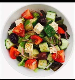 Греческий салат (200г)