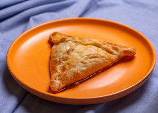 Самса с курицей (100 г)