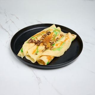 Domaće palačinke sa medom i orasima