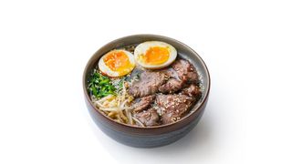 Рамен с говядиной (450г)