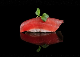 301 Nigiri maguro - 2 pezzi