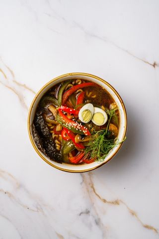 Рамен с курицей (300г)