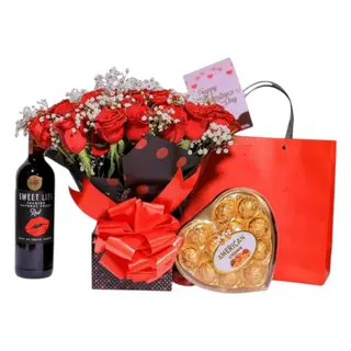 Red Standing Bouquet with Sweet Lips & Chocolates
