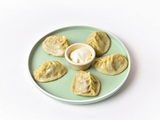 Манты с говядиной (300 г)