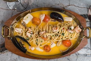 Спагетти С Морепродуктами (200 г)