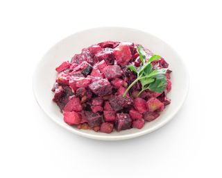 Салат свекла с черносливом (200г)