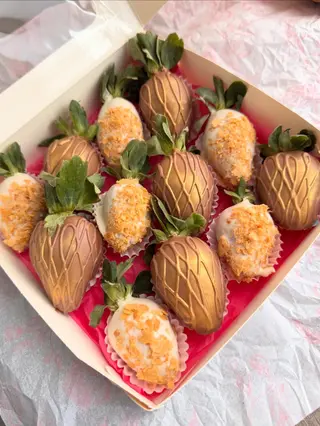 Клубника в шоколаде №8 (12шт/360г)