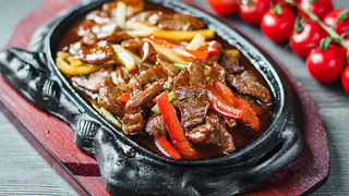 Говядина тебан с овощами (300г)