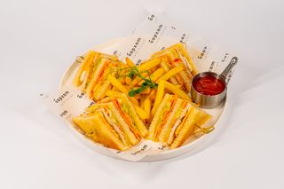 Классический Сэндвич с курицей (400г)