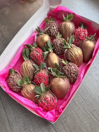 Клубника в шоколаде №2 (16шт/480г)