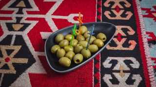 Оливки (200 г)