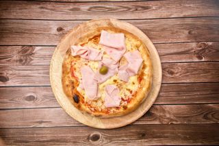 Pizza Vesuvio
