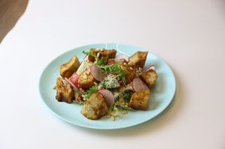 Теплый салат с баклажаном (250г)