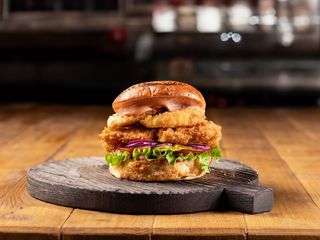 Чикенбургер с бедром цыпленка (650г)