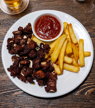 Бараньи семечки с фри (200г)