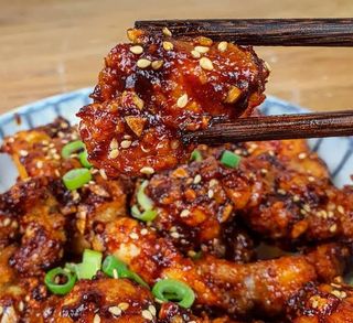 38. Frango com Molho Picante
