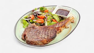 Стейк Рибай С Миксом Салата (100 г)