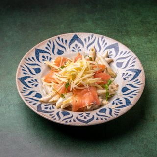 Pasta tikvice i losos