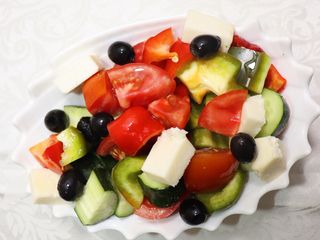 Греческий салат (200г)