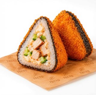 Онигири жареные с курицей (140г), 1шт
