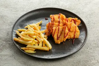 Курица с картофелем фри (350г)