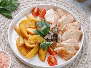 Куриное филе с шампиньонами (540г)