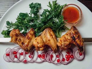 Шашлык из крыльев (400г)