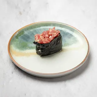 Gunkan Spicy tuna