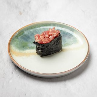 Gunkan Spicy tuna