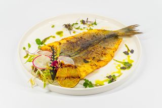 Сибас со специами "Тагазу" (200г)