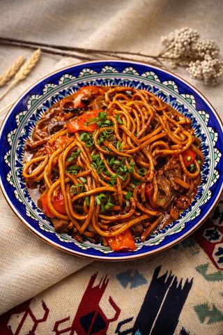 Лагман жареный (400г)