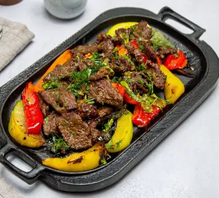 Мясо с овощами (400г)