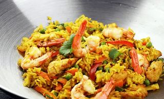 44 Riso croccante con gamberi e verdure