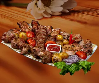 Ассорти шашлыков (1000г)
