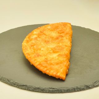 чебурек с говядиной (200г)