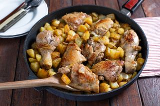 47 Pollo con patate alla piastra