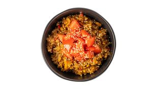 Тяхан с креветкой и лососем (200г)