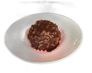 Шоколадная бомбочка с орехами (60г), 1шт