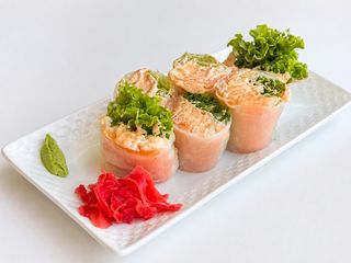 Спринг-ролл с семгой (6шт) (200г)
